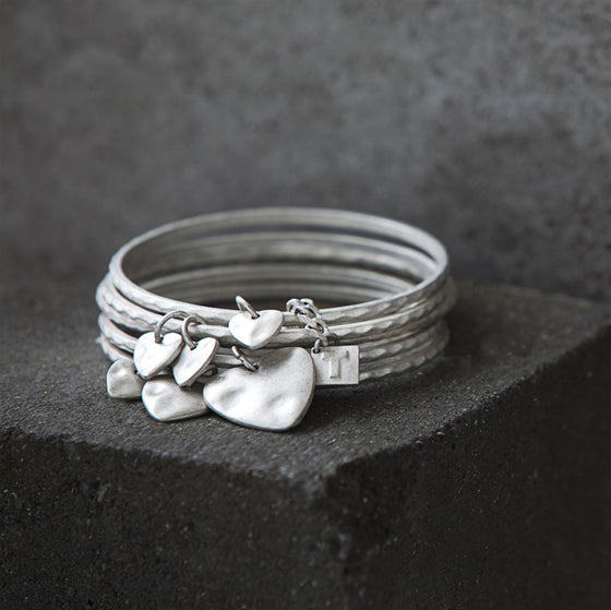 Tutti antique silver finish mixed heart charm bangle set (5) - Ellimonelli