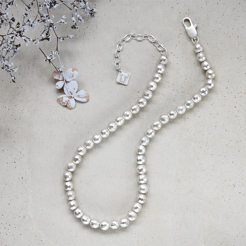 Tutti antique silver finish short dimpled metal necklace - Ellimonelli