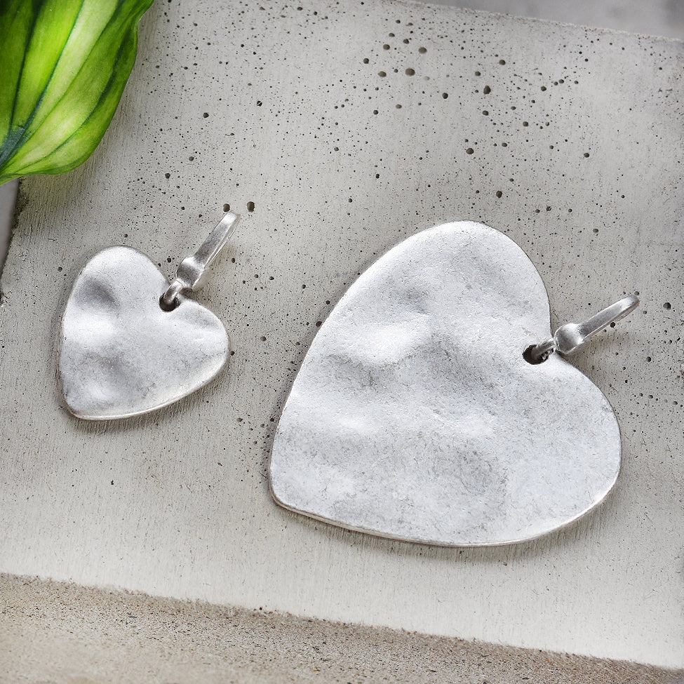 Tutti antique silver finish large & medium heart charms - Ellimonelli